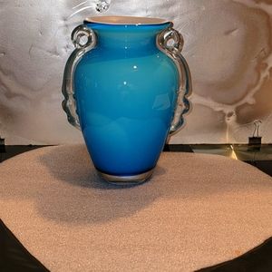 Beautiful Mid-Century BABYBLUE HANDBLOWN RIBBON HANDLE MURANO GLASS VASE 7 1/2"